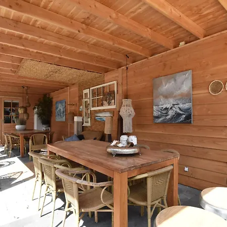 Luxuriously Restored With Trendy Interior Close To Sea And Forest Groet