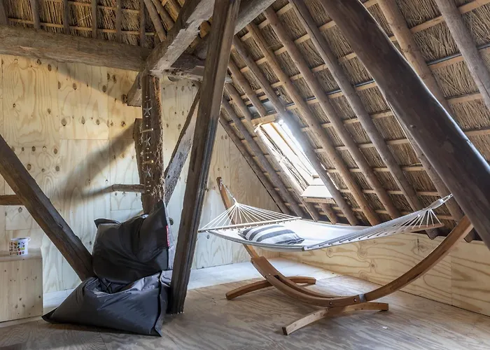 Luxuriously Restored With Trendy Interior Close To Sea And Forest Грут