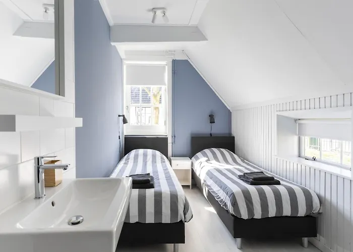 Luxuriously Restored With Trendy Interior Close To Sea And Forest * Грут