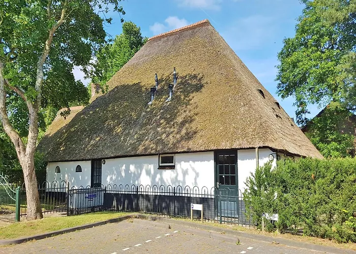 Luxuriously Restored With Trendy Interior Close To Sea And Forest