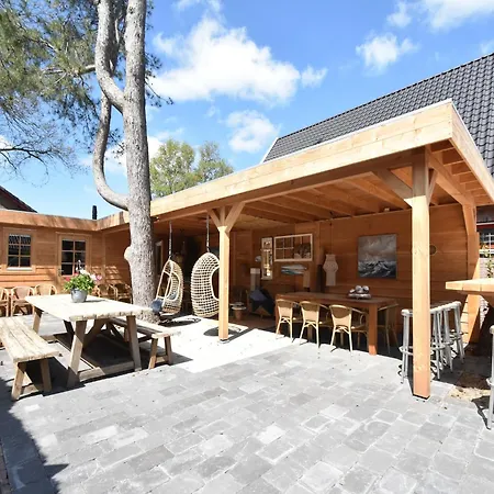 Casa vacanze Luxuriously Restored With Trendy Interior Close To Sea And Forest Groet