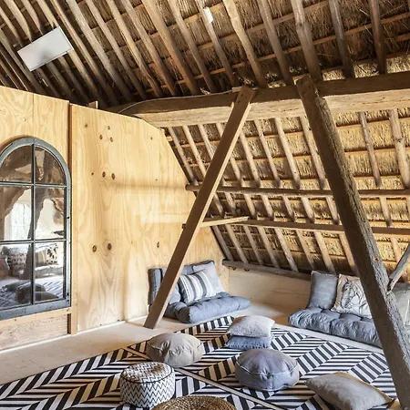 Luxuriously Restored With Trendy Interior Close To Sea And Forest Groet